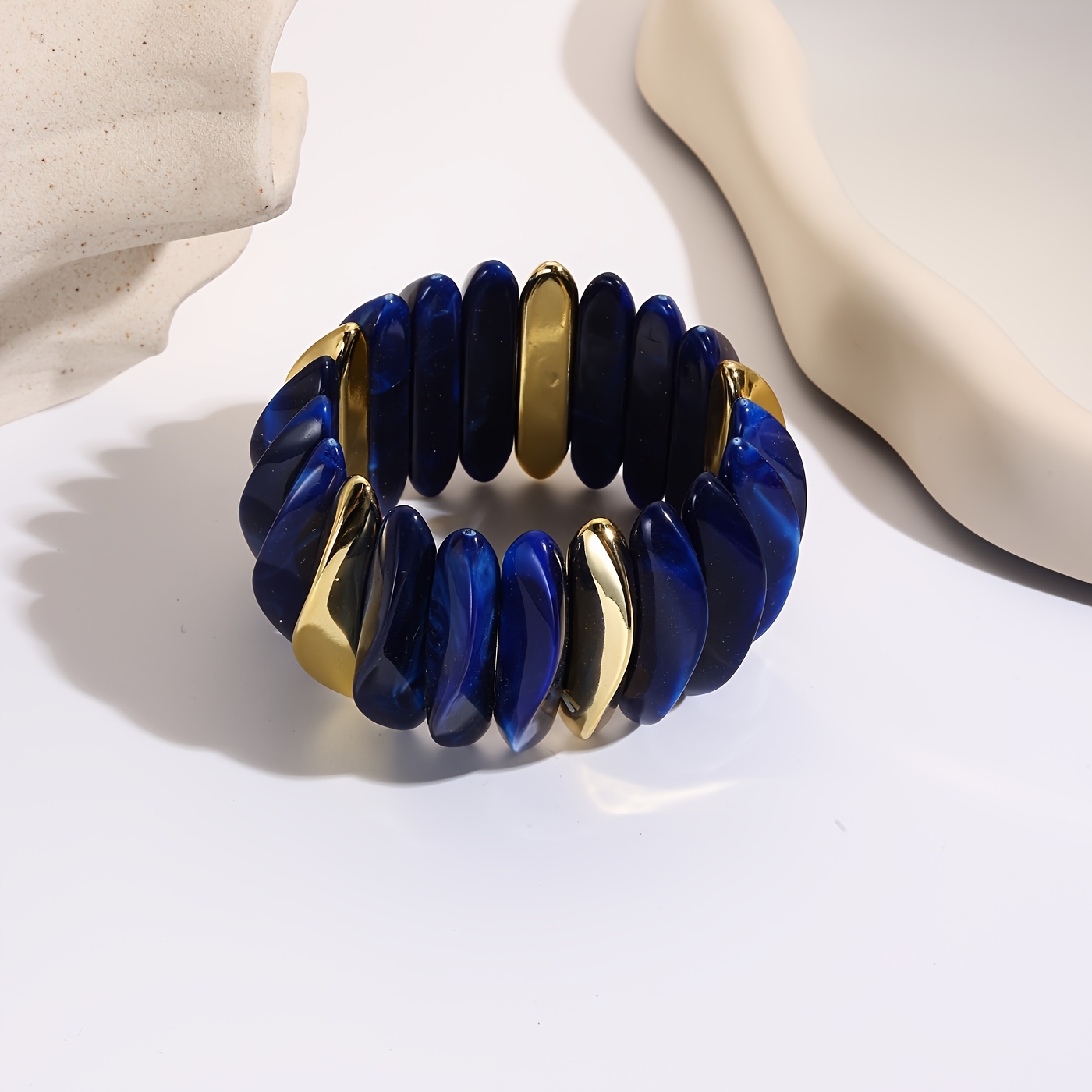 Women's Vintage Amber Pattern Resin Stretch Bangle, Stackable Bracelet